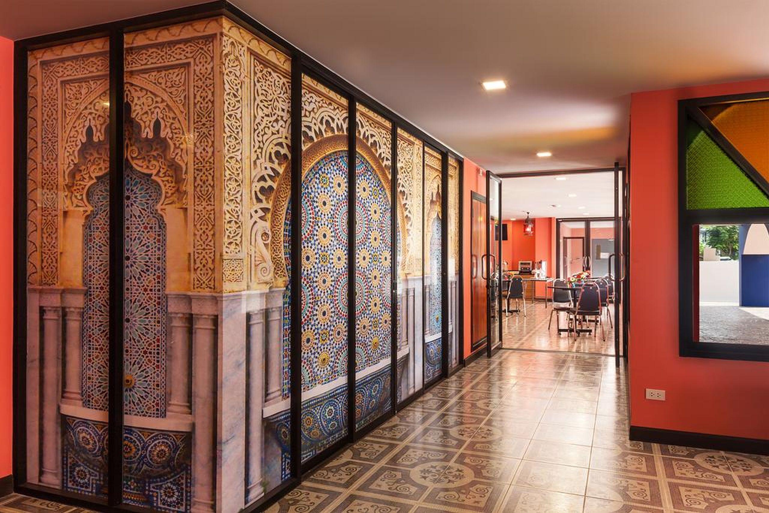 Casa Marocc Hotel Чиангмай Экстерьер фото
