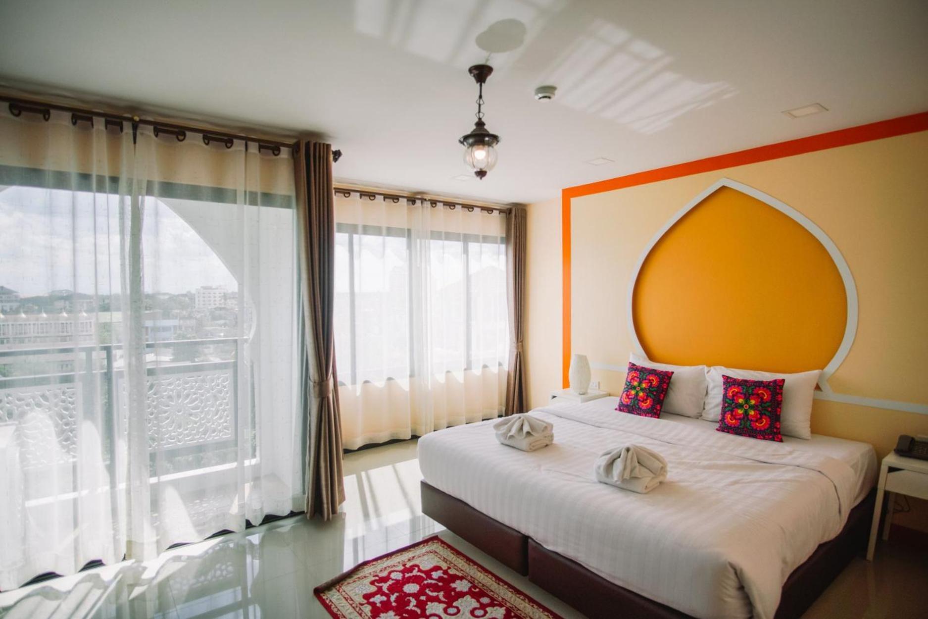 Casa Marocc Hotel Чиангмай Экстерьер фото