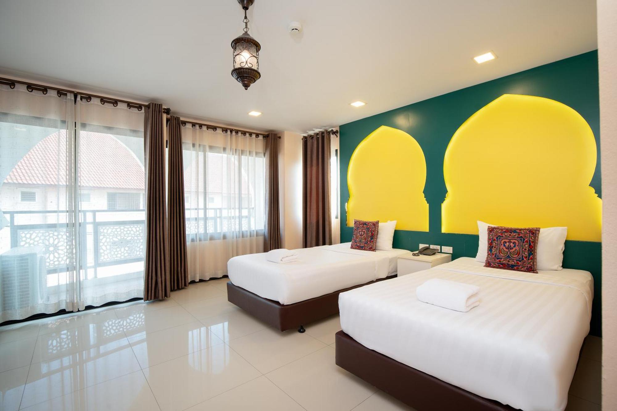 Casa Marocc Hotel Чиангмай Экстерьер фото