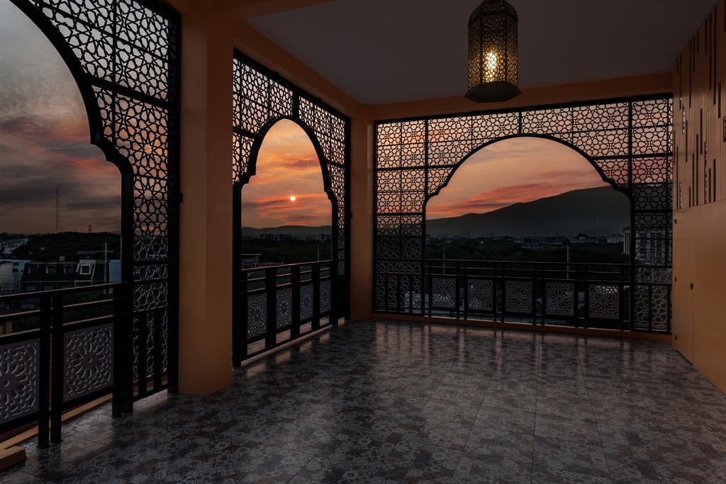 Casa Marocc Hotel Чиангмай Экстерьер фото